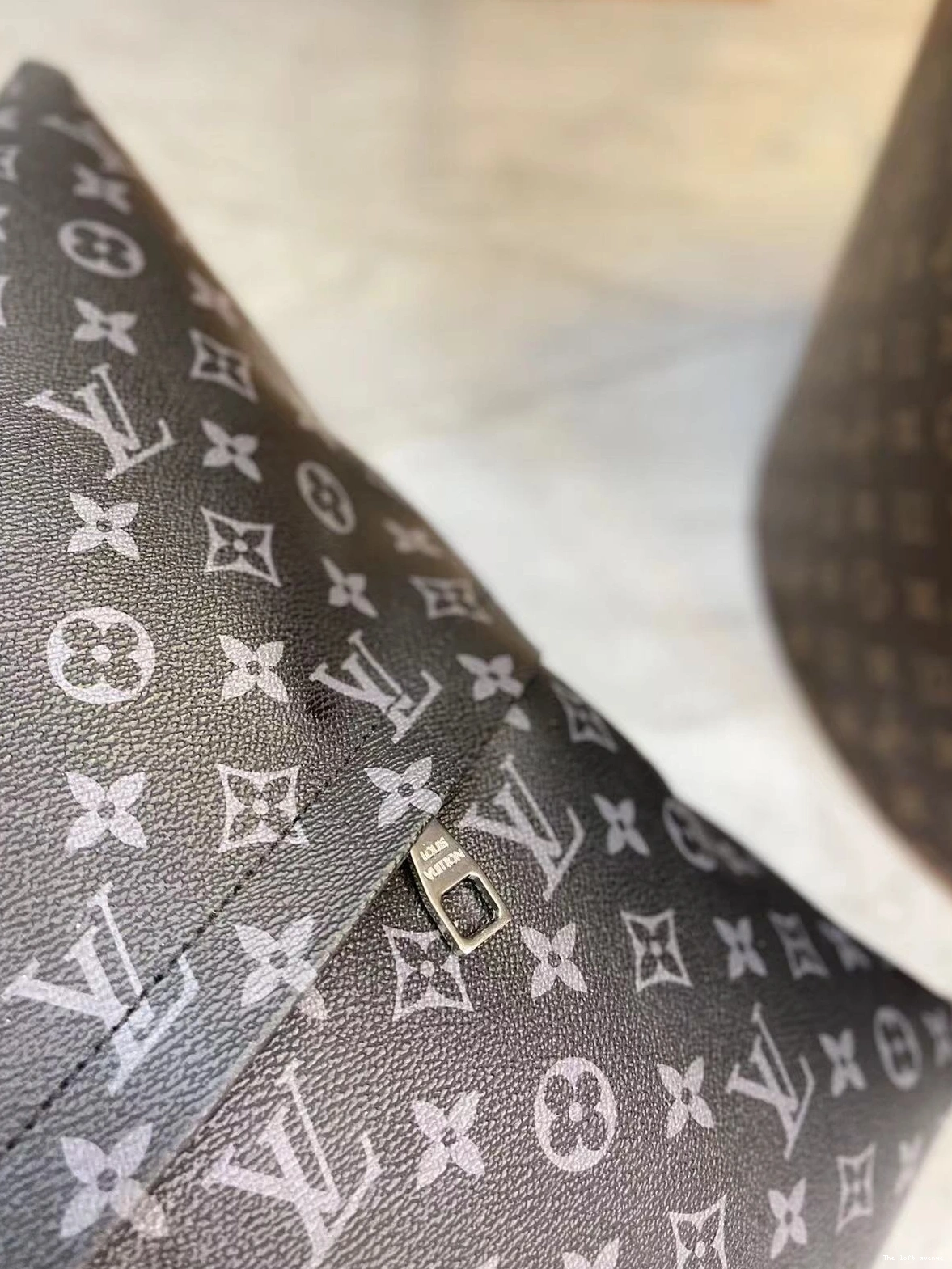PILLOW LV VIVIENNE CUSTOM 0817